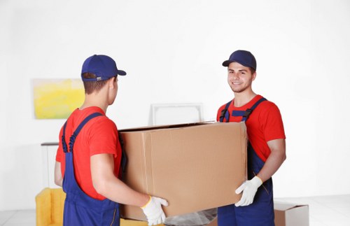 Affordable moving service with van and movers in Claphampark